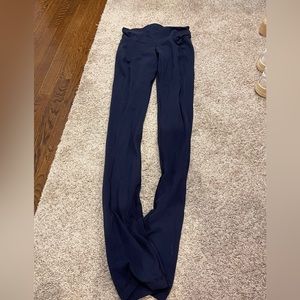 Navy lulu legging/yoga pants